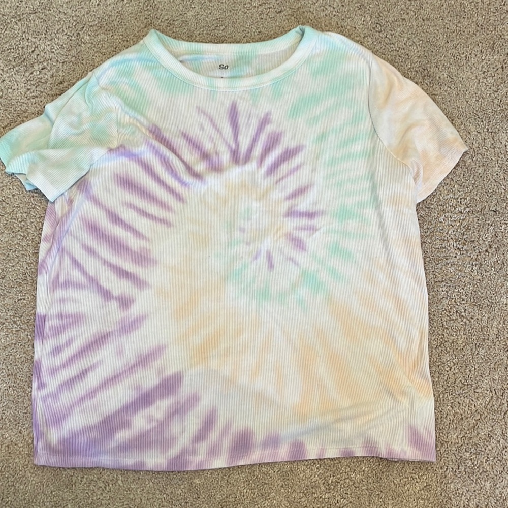 tie die t shirt